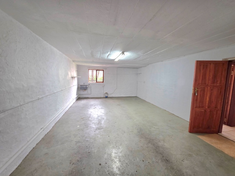 To Let 4 Bedroom Property for Rent in Hospitaalheuwel Free State